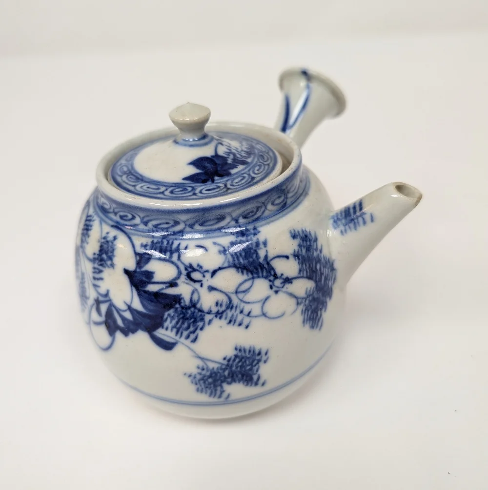 Antique 19th Century Meiji Period Japanese Kyusu With Strainer Blue White Floral